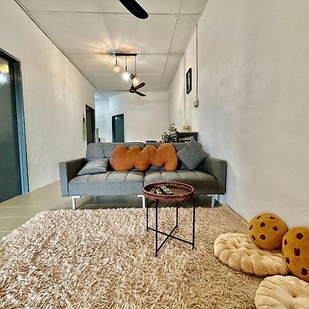Entire 33 Cozy House • 3 Bedroom @ Alma Bukit Mertajam Dış mekan fotoğraf