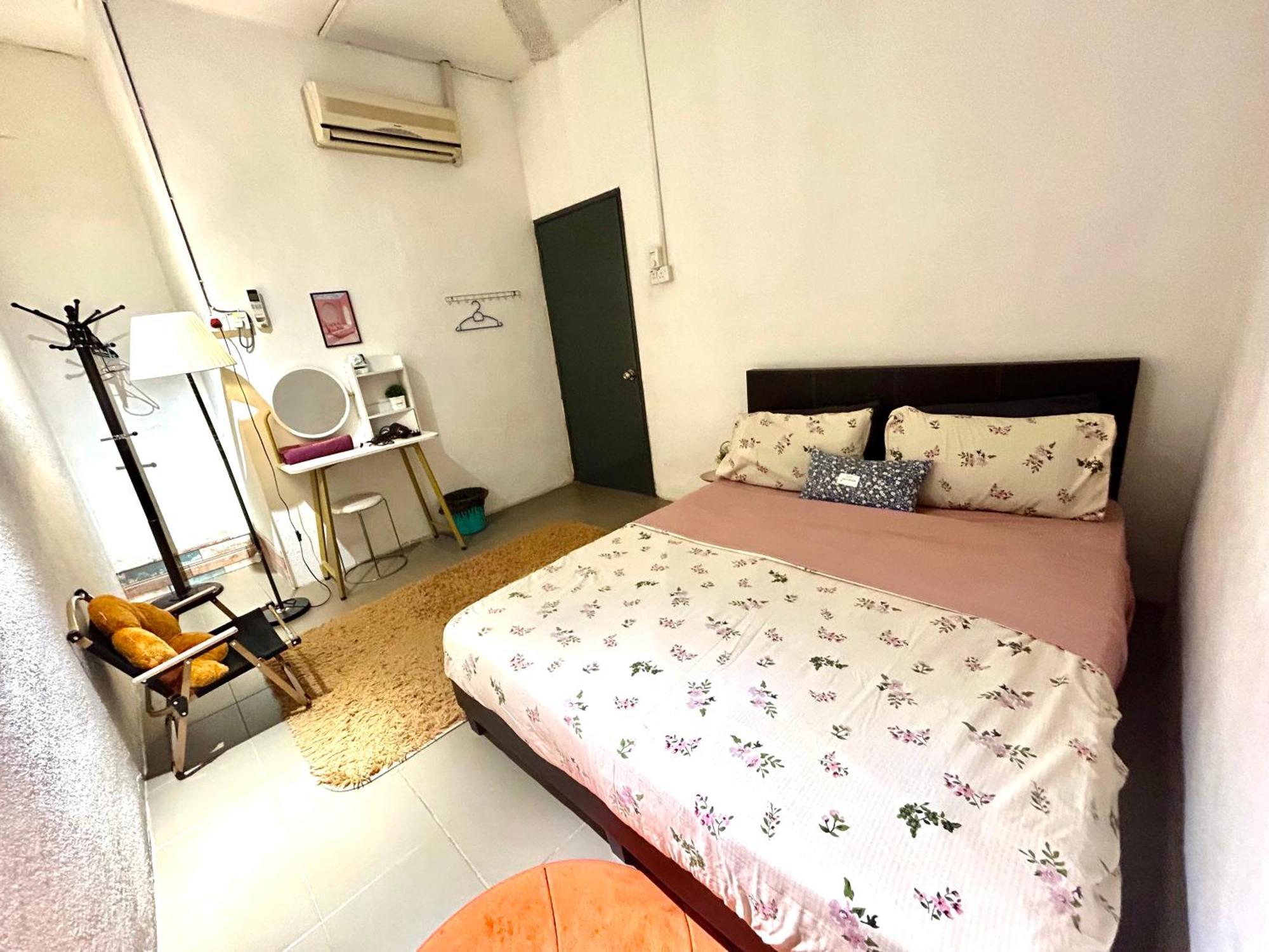Entire 33 Cozy House • 3 Bedroom @ Alma Bukit Mertajam Dış mekan fotoğraf