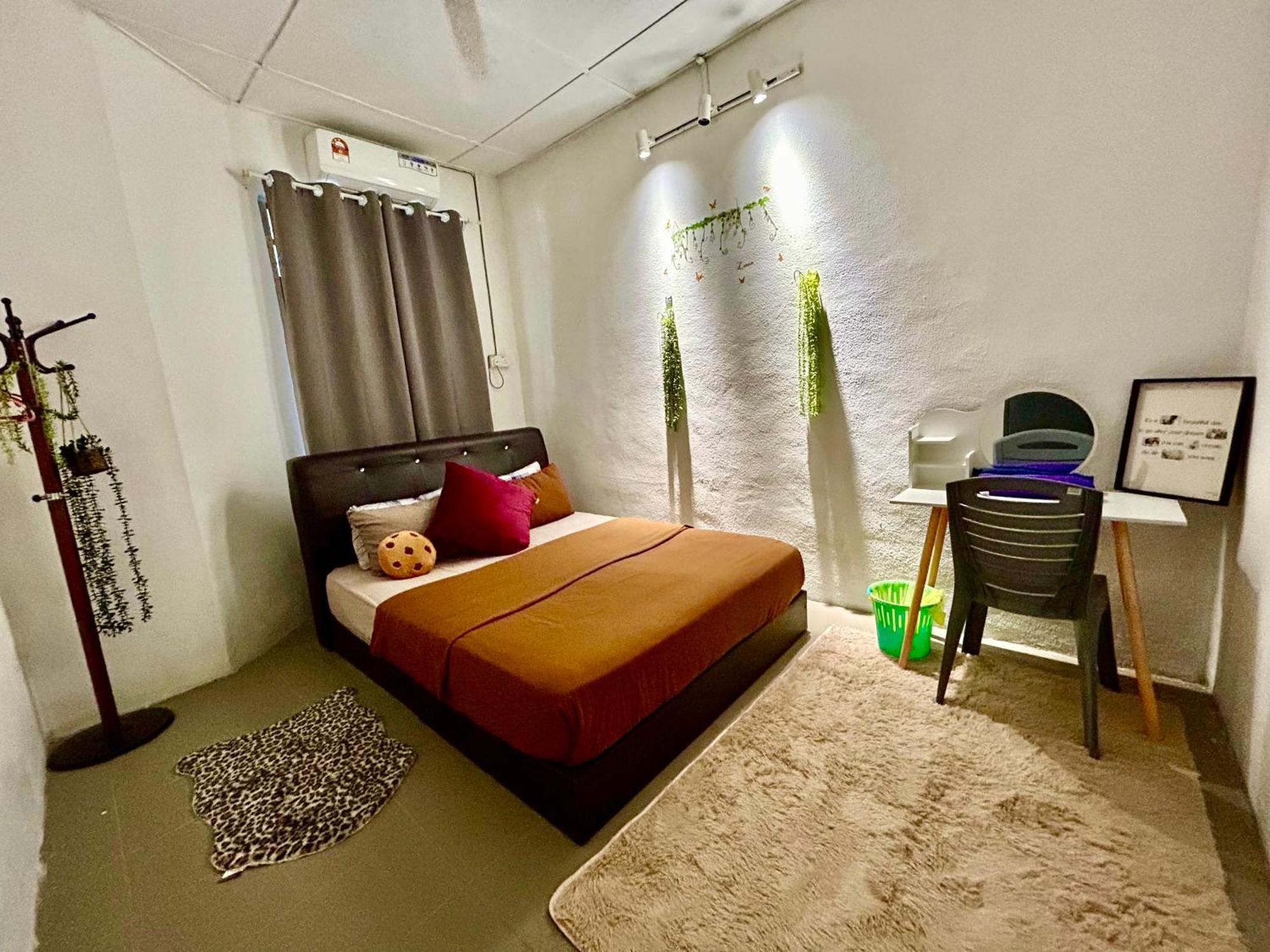 Entire 33 Cozy House • 3 Bedroom @ Alma Bukit Mertajam Dış mekan fotoğraf