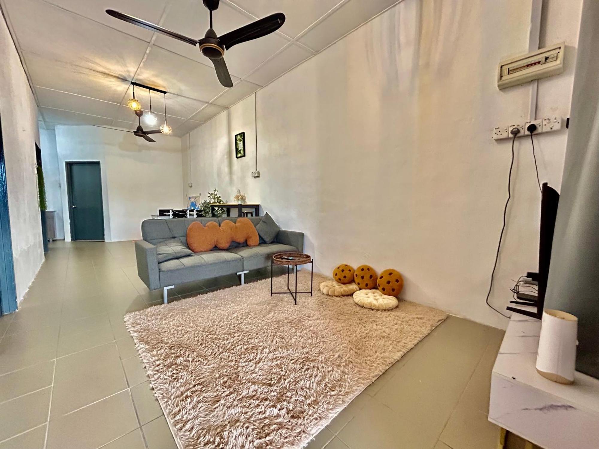 Entire 33 Cozy House • 3 Bedroom @ Alma Bukit Mertajam Dış mekan fotoğraf